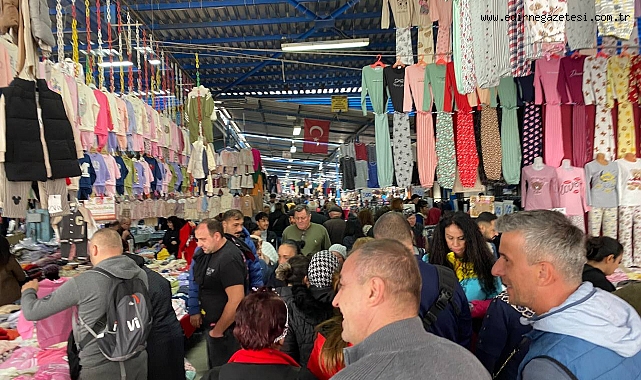 Cuma Pazarı’nın Bereketi Devam Ediyor