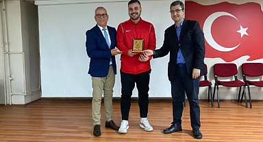 Edirne'nin Futbol Yıldızlarına Ödül Yağdı