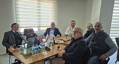 EDSİAD’da Küresel Dengeler Masaya Yatırıldı