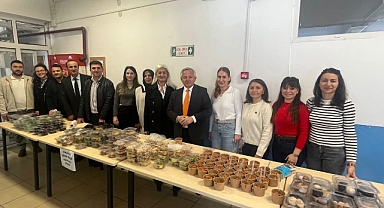 Gazze İçin Seferberlik Kermesi Düzenlendi 