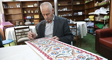 Huzurevinde geçen ömür sanatla yeniden renklendi