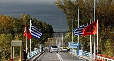 Komşu Yunanistan, Türkiye’ye sınırı olan kapılarını yeniliyor