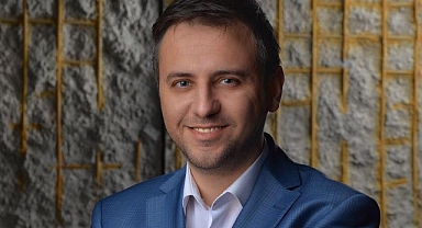 SAVAŞ ÜNER ADAYLIK SİNYALİ VERDİ