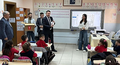 Başkan Geldi’den Öğrencilere 10 Kasım Sürprizi