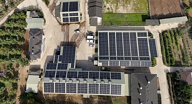 Elektriğini güneşten karşılıyor