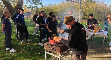 Ormankıran’dan Futbolculara Mangal Partisi