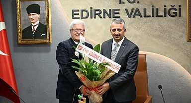 Sezer, CHP yönetimiyle bir araya geldi