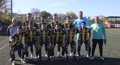 Yeniimaretspor Zirvede