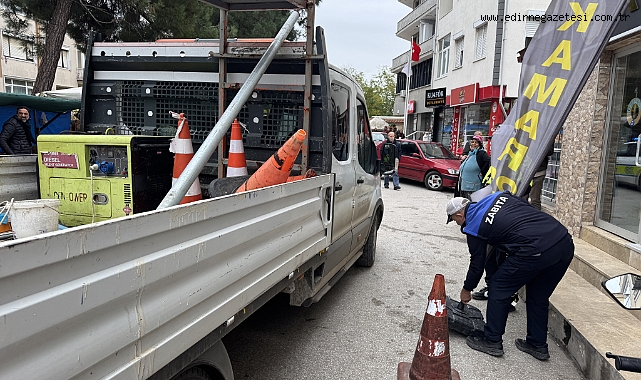 Yolu Engelleyen Malzemeler Toplandı
