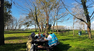 Yükümlüler Doğada Sanat ve Kitapla Buluştu