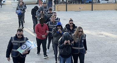 Fuhuş operasyonunda 5 zanlı tutuklandı
