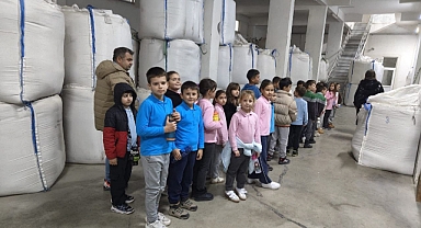Öğrencilerden Yerli Üretime Anlamlı Ziyaret