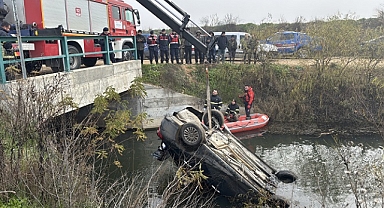 Otomobilin sürücüsü hayatını kaybetti