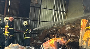 Pelet deposunda çıkan yangın söndürüldü