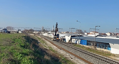 Raylar Sökülmeye Başlandı