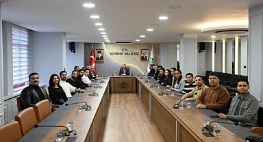 Rol Model Gençler Vali Sezer’i Ziyaret Etti