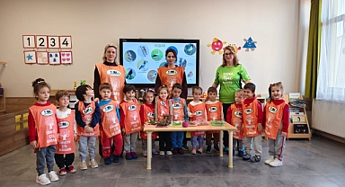 Toprak Günü’nde Miniklere Doğa Eğitimi