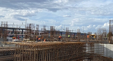 Yeni Tren Garı Yükseliyor