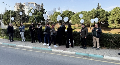 Sıla İçin Gökyüzüne Beyaz Balonlar