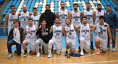 Üst Üste İkinci Kez Namağlup Şampiyon Oldular 