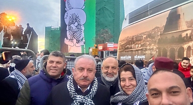 Yeni Yılın İlk Gününde Filistin’e Destek