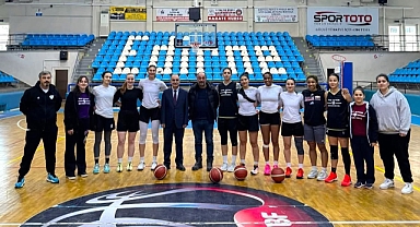 Ak Basketbolcuların İdmanında