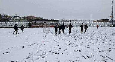 Beyaz Örtü Altında Antrenman