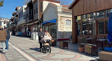 Cemre düştü, Güneş Güldü