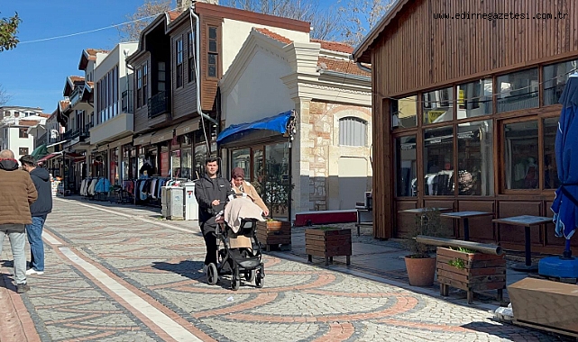 Cemre düştü, Güneş Güldü