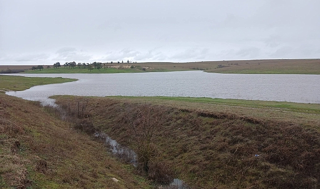 Demirhanlı Köyü Hayvan Su Göleti Doldu