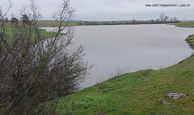 Demirhanlı Köyü Hayvan Su Göleti Doldu