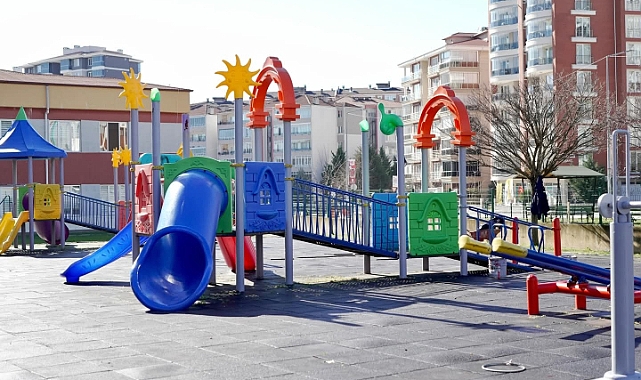 Edirne Belediyesi Engelsiz Yaşam Merkezi Park Alanı Yenilendi