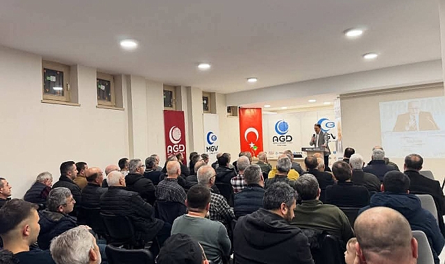 Erbakan Hoca Anıldı