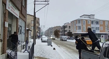 Keşan’da Karla Mücadele Çalışmaları Sürüyor