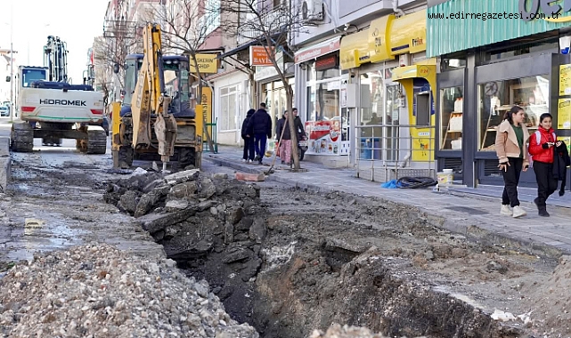 Kıyık Caddesi’nde Altyapı Mesaisi