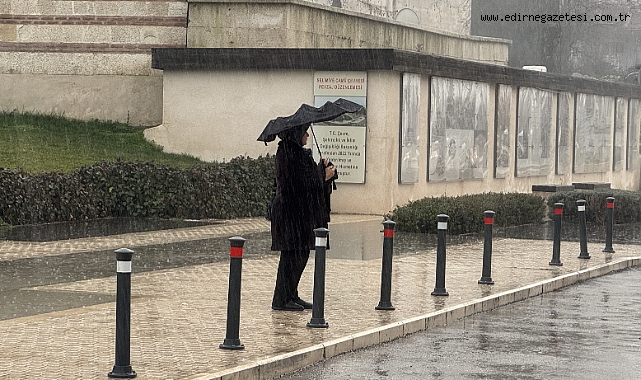 Sağanak etkili oldu