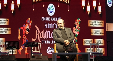 Selimiye Meydanı’nda Ramazan Sohbeti: Dijital Çağ Masaya Yatırıldı