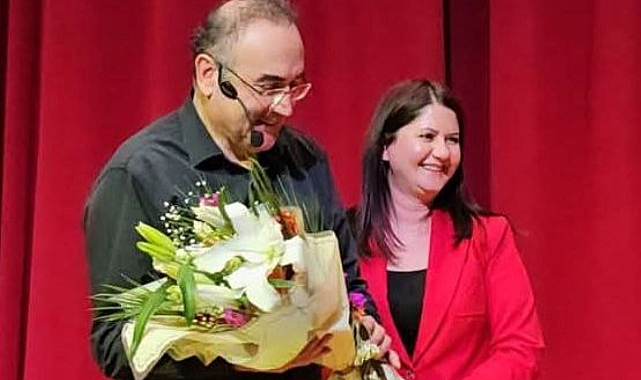 Sunay Akın Edirne’de Sahne Aldı