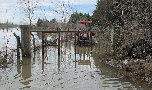 Taşkın Çiftçilere Zarar Verdi