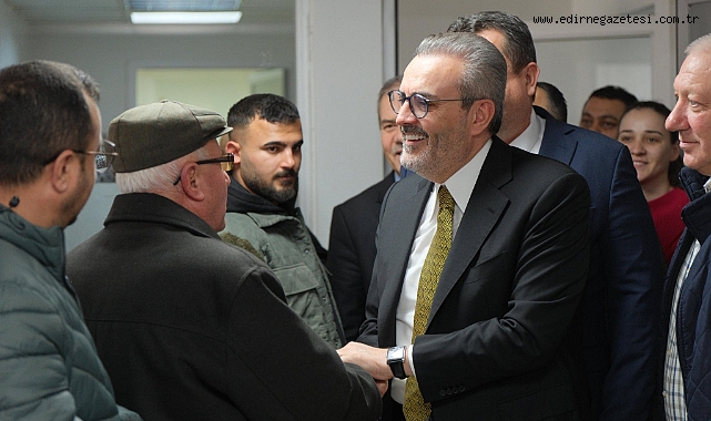  Ünal, partililerle bir araya geldi