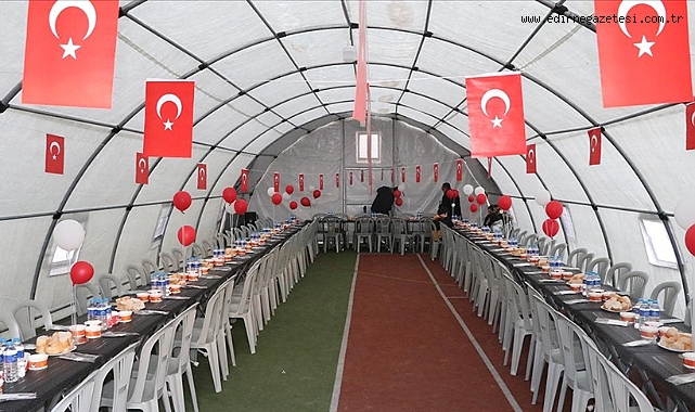 Vakıflar 4 yere iftar sofrası kuruyor 