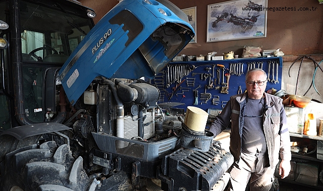 Yarım asrı aşkın süredir traktör tamiri yapıyor