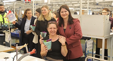 Başkan Gencan Kadın Emekçilerle Buluştu