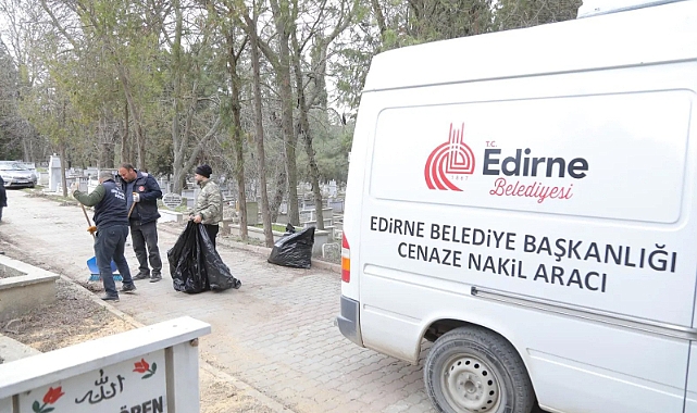 BELEDİYEDEN BAYRAM ÖNCESİ MEZARLIKLARDA BAKIM VE ÜCRETSİZ ULAŞIM HİZMETİ
