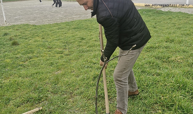 Bir Fidan, Bir Öğretmen, Bir Vicdan