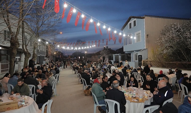 Karaağaç’ta İmece İftar Sofrası Kuruldu