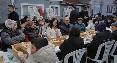 Karaağaç’ta İmece İftar Sofrası Kuruldu