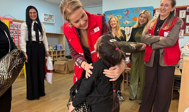 Kızılay’dan Cumhuriyet İlkokulu Öğrencilerine Anlamlı Sürpriz