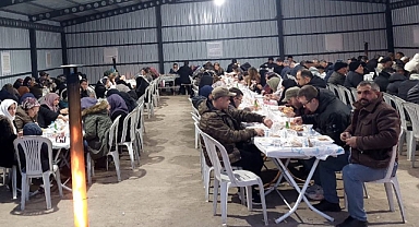 Köy halkı iftar sofrasında buluştu