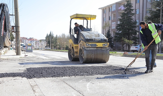 Merada Verim Artışı İçin 6 Ton Gübre Uygulandı